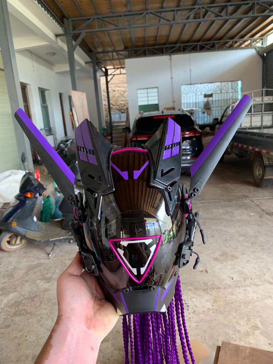 USB-Rechargeable Light-Up LED Mask