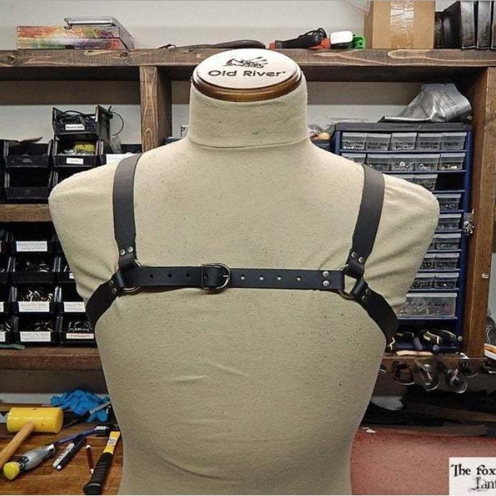 Medieval Warrior PU Leather Shoulder Armor — photo 6