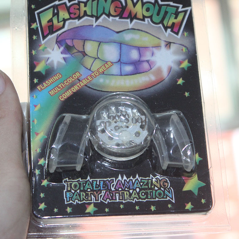 Light-Up Flashing LED Bracelet — photo 3